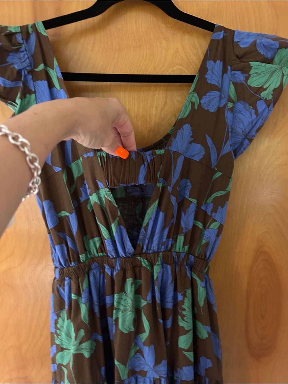 Moon River tropical Maxi Dress with Blue & Green Floral Print - Picture 6 of 9